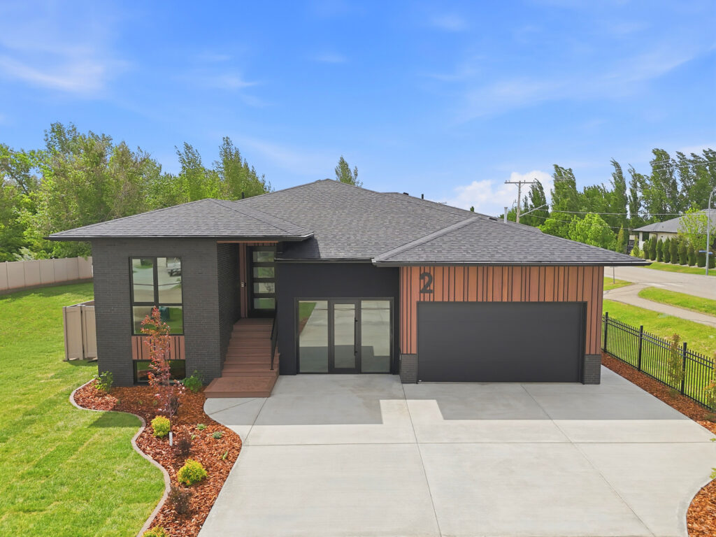 2 Sarahs Cove - Stars Lottery-01